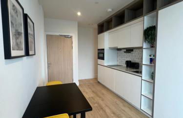 London Luxury Heathrow AIRPORTApartments Terminal at 12345 PARKING ON SITE - Foto 2