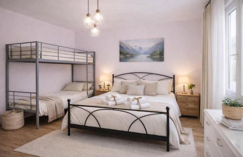 MARY HOUSE Panorama relax garden With Free Parking - Foto 1