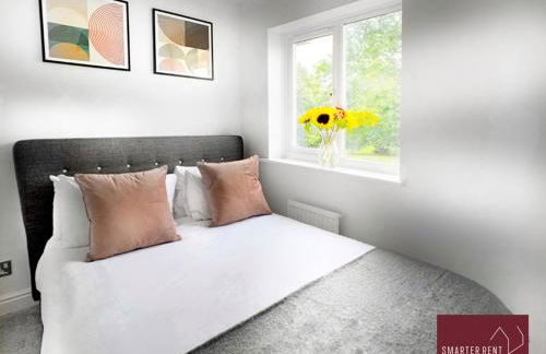 Woking - Front Garden Parking Pets Welcome - Photo 8