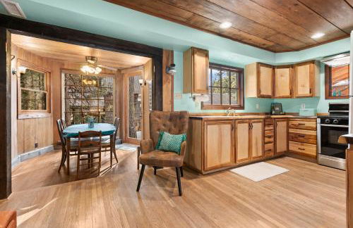 The Knotty Cabin in Kings Canyon National Park - Foto 9