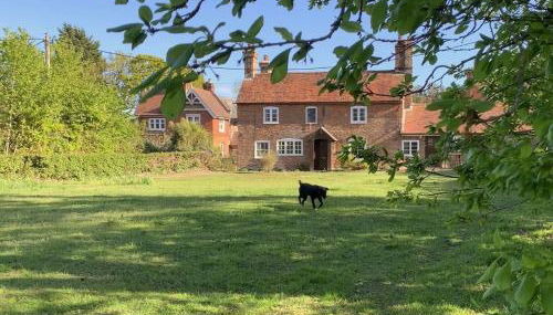 Two Sides Cottage - Photo 2