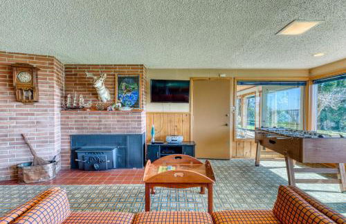 The Bridge and Balcony - Photo 17