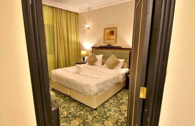 Midtown Furnished Apartments - Photo 20