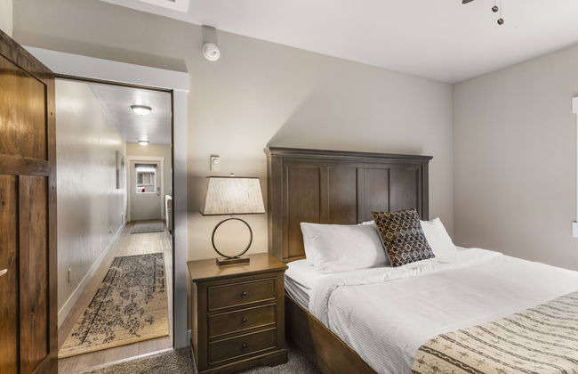 The Yellowstone Hideaway Unit A Cozy 1-Bedroom Yellowstone Hideaway, 1 Minute from Yellowstone Park! - Foto 5