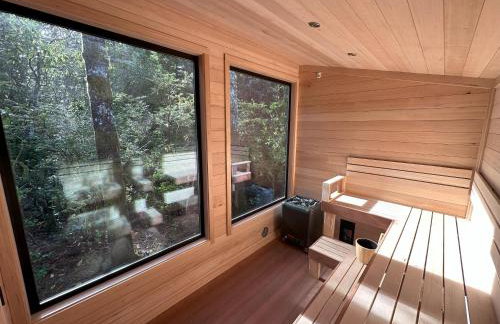 Bandon Woods Lodge & Spa - Photo 4