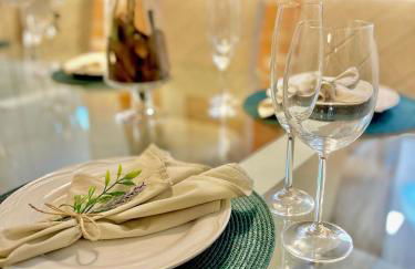 Apto Encantador com Lareira, piscina e jacuzzi - Photo 10