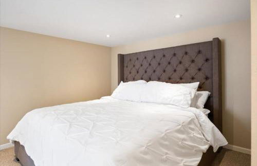 The Linn Creek Lodge Family Home with Private Dock - Foto 21