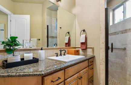 Hilltop Estate w/ Pool, Hot Tub, Fire Pit, Views Cleveland Vista by Avantstay - Foto 93