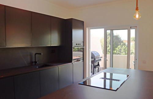 Vivenda Geminada com piscina a 10 minutos a pé da praia, by QoZzy - Foto 9