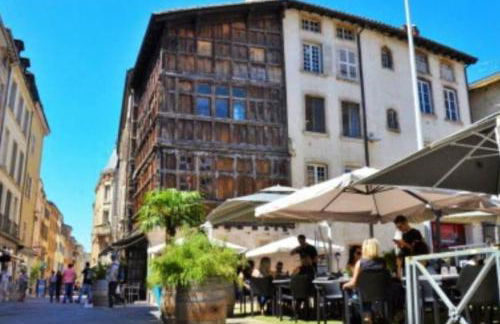 Séjour détente au cœur de MÂCON spa,ciné,bouteille offerte - Foto 49