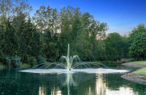 12,700 sf 8 Room Mansion on 18 acres - Foto 32