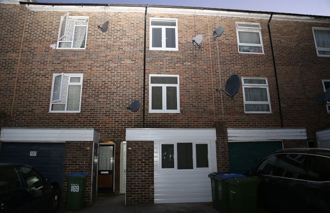 Room in House - Aa Guest Room6 - Photo 24