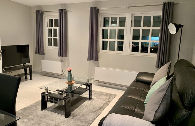 Richmond House by Staytor - Photo 1