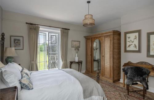 Henge Estate - Large Manor with ensuite double rooms, hot tub and tennis court - Foto 2