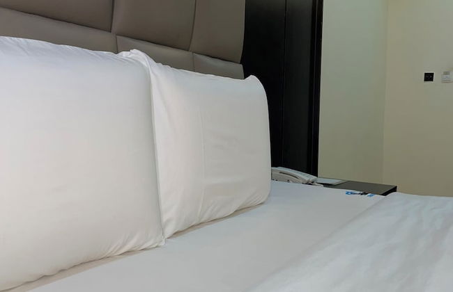 Aaron's Place Luxury Apartments & Rooms - Photo 29