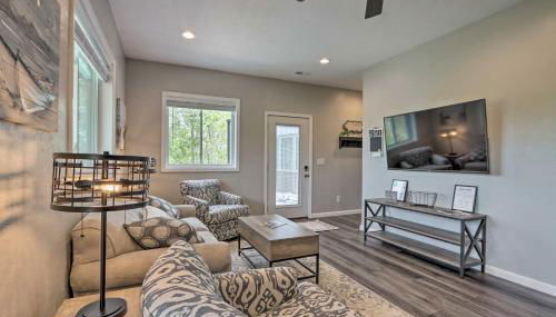 Lake Views, Fire Pit! Blue Cabin Ozarks Getaway - Foto 4