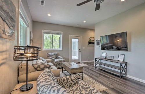 Grill and Fire Pit Blue Cabin Ozarks Getaway! - Photo 4