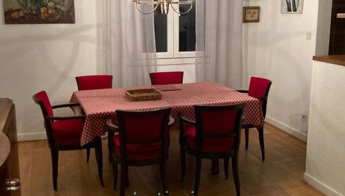 Komfortables Haus mit Terrasse und Garten - Foto 3