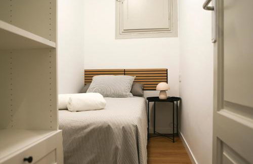 Apartamento reformado de 3 habitaciones en Sagrada Familia - Foto 25
