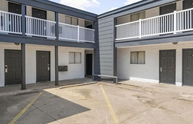 LTA Suites Brookside - Photo 28