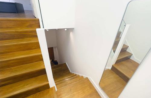 Beautiful London Townhouse - 5 mins from Queens Road Station - Foto 8