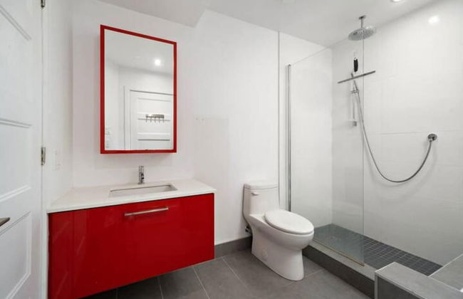 3 Bedroom Penthouse Great for Family Vacation - Photo 9