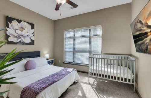 Chic 2BR- Pool,Gym,Pkng,Near BOK Ctr&Arts Dstrct - Photo 66