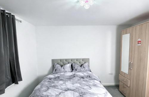 Ellas Stays - Photo 37