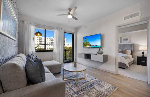 Prestige Living in DTWN 3 Min From Las Olas - Photo 2