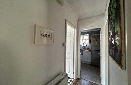 Homely flat in Surrey - Foto 6