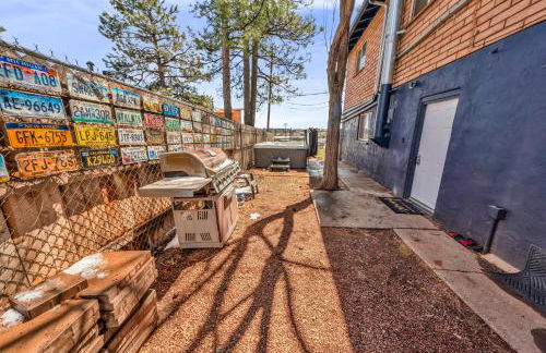 NEW! HUGE 5BR Mountain Views Game Room Hot Tub Lawn Games BBQ - Photo 79