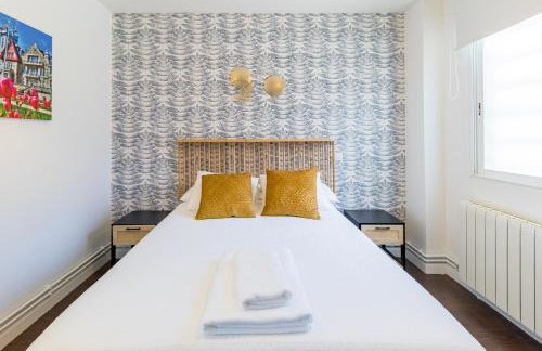 Calma, luz y diseño en el centro de Santander - Photo 20