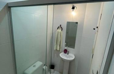 Casa com Ar Condicionado e Wifi 5G no Parque Mambucaba Na entrada do bairro - Foto 26