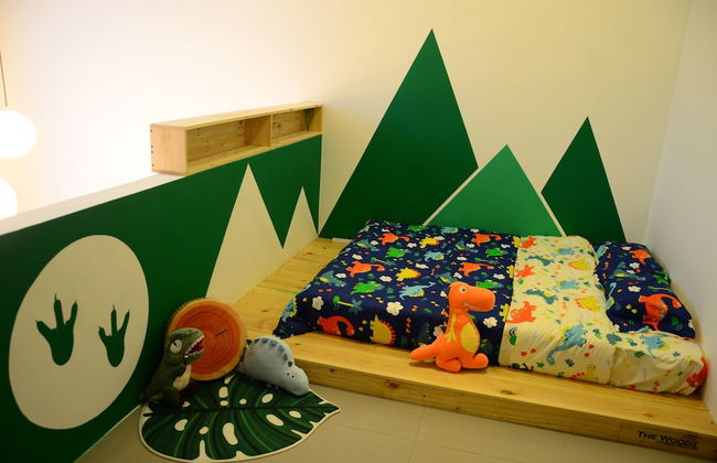 The Woodz Thematic Homestay - Photo 36