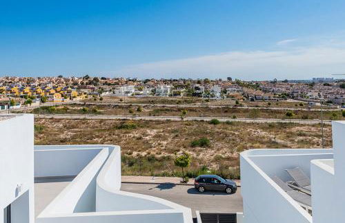 STYLISH VILLA 2018,POOL,3B.R.WIFI,NETFLIX - Foto 28