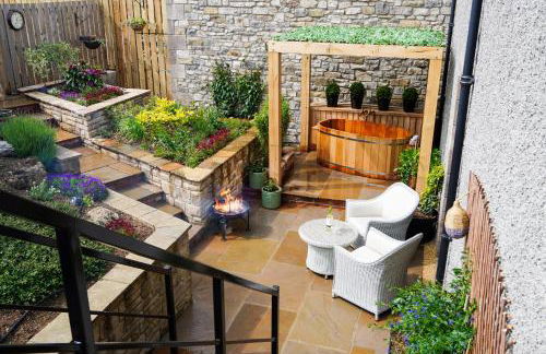 PEAK DISTRICT ROMANTIC Courtyard Loft, with Outdoor Japanese Whirlpool Bath - Foto 38