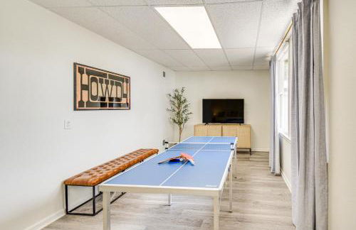 Pet-Friendly Buxton Home with Balcony, 2 Mi to Beach - Foto 2