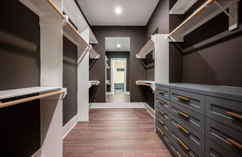 Huge 4BR, Near Memorial Park, Rooftop & Garage - Foto 16