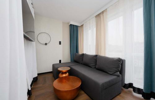 Central Warsaw Modern Studio with AC and next to the Metro by Noclegi Renters - Foto 6