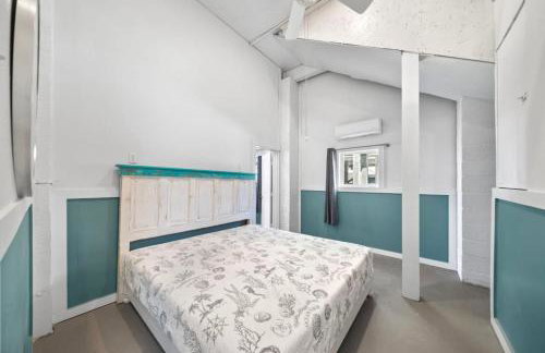 Bayfront Home with Private Pool, Pier, and Firepit - Foto 33