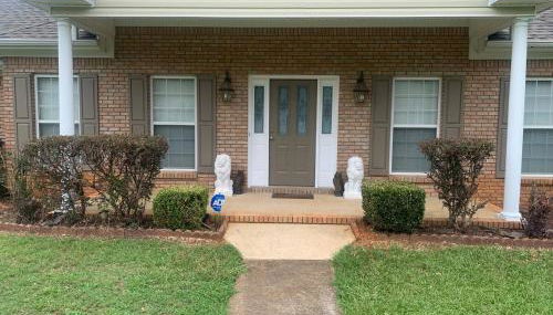 Updated The Palace of the Hamptons - Photo 2