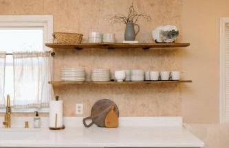 Speakeasy, Hot Tub, Putt Putt, Outdoor Theatre, 8 minutes from Downtown Greenville - Foto 9