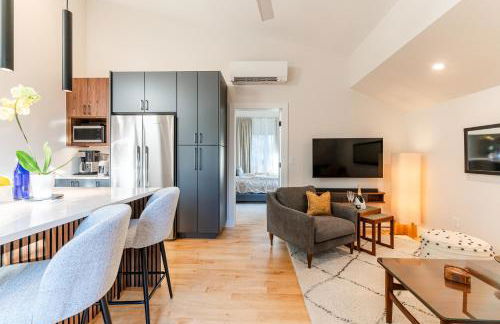 30-Day Minimum Boulder Bright & Modern Private 1BR 2BA ADU - Photo 46