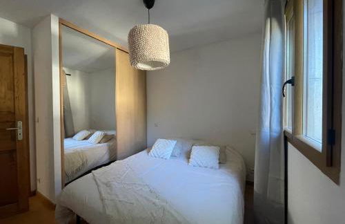 Bel appartement 2 chambres - tout équipé - Terrasse sud- Bolquere Station de ski Font Romeu Pyrénées 2000 - Foto 5