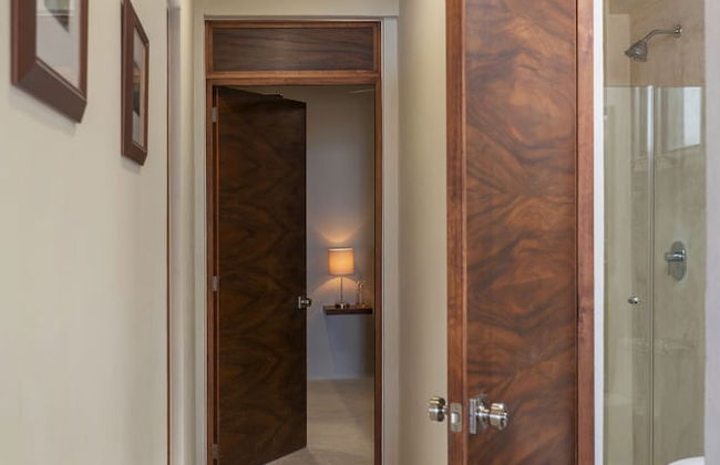 Three Bedroom Condo Steps From the Beach - Photo 15