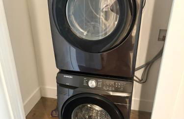 Travelers Dream that's Mins to NYC having Game Room and Parking - Foto 17