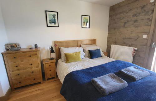 Plein Soleil 3 bedroom apartment with stunning mountain views - Photo 11