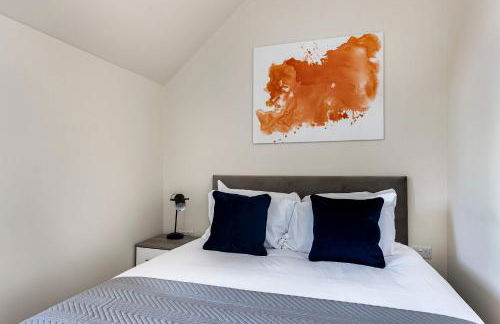 City Service Lets - Large Cheam Village 1 bed Apartment with Free parking - Fantastic Transport Links - Foto 1