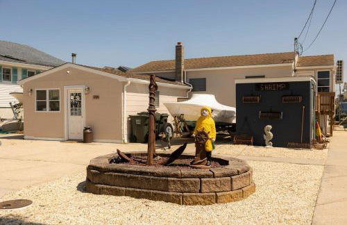 Lagoon Life in Tuckerton Beach with Dock - Foto 31