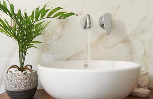 2 bedroom Villa with heated swimming pool-Spa whirlpool-BBQ! - Photo 34